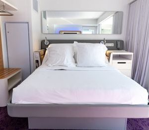 Hotel Bed Sheet